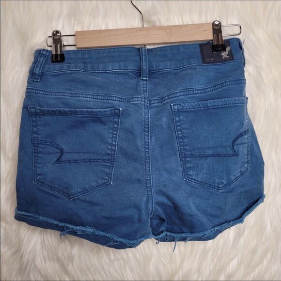 American Eagle Shorts NWOT size 4 - Picture 2 of 4